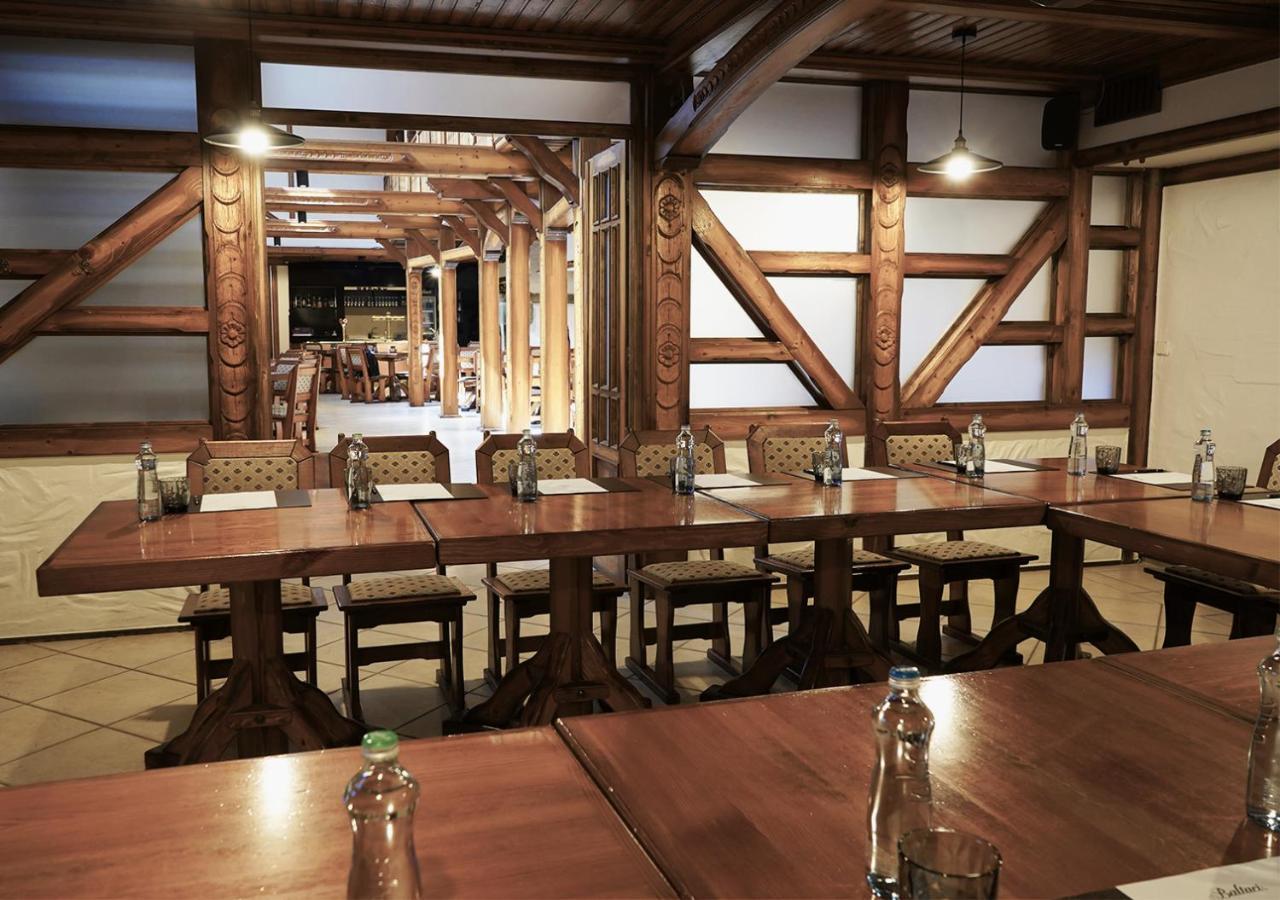 Hotel Baltaci Stary Zamek Napajedla Extérieur photo