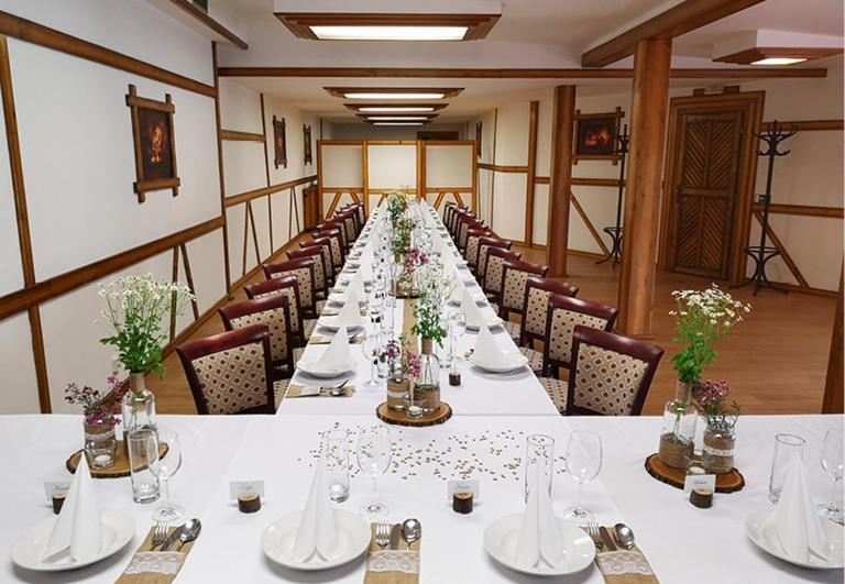 Hotel Baltaci Stary Zamek Napajedla Extérieur photo