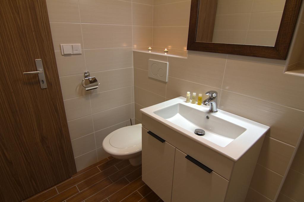 Hotel Baltaci Stary Zamek Napajedla Chambre photo